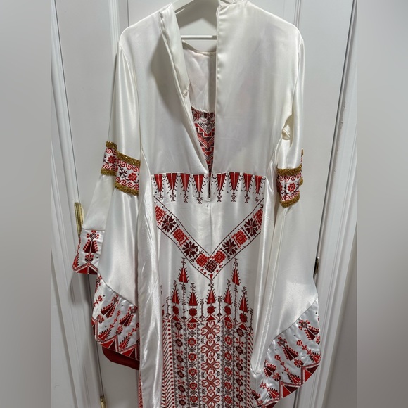 New Womens Henna Kaftan Thobe Satin Dress Red and White Size Small/Medium 4-6 - Picture 7 of 9